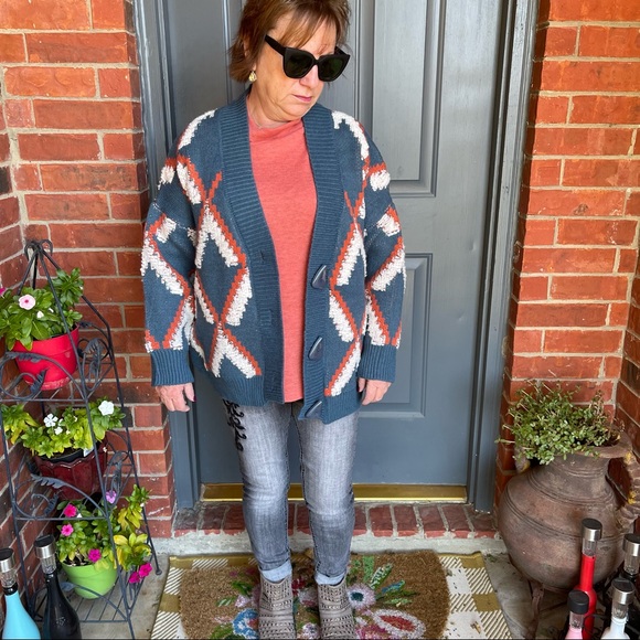 NWT Adora Teal & Orange Geometric Abstract Shaped Button Cardigan One Size - Picture 2 of 16